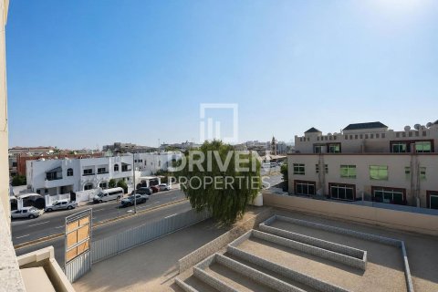 Villa in Mirdif Villas, Mirdif, Dubai 4 bedrooms, 1532.99 sq.m. № 126421 - photo 29