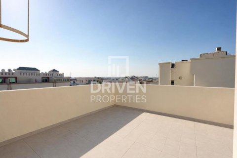 Villa in Mirdif Villas, Mirdif, Dubai 4 bedrooms, 1532.99 sq.m. № 126421 - photo 26