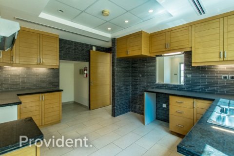 Villa à Jumeirah Park, Dubai, 4 chambres, 510 m², № 3185 - photo 12