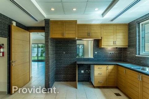 Villa à Jumeirah Park, Dubai, 4 chambres, 510 m², № 3185 - photo 13