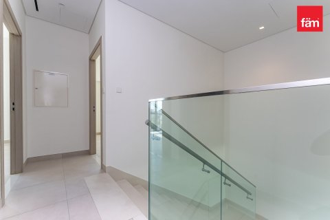 Townhouse in Al Furjan, Dubai 4 bedrooms, 353.6 sq.m. № 12079 - photo 11