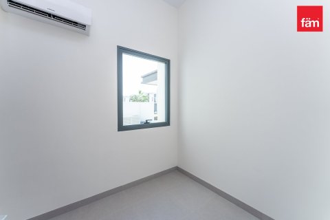 Townhouse in Al Furjan, Dubai 4 bedrooms, 353.6 sq.m. № 12079 - photo 17