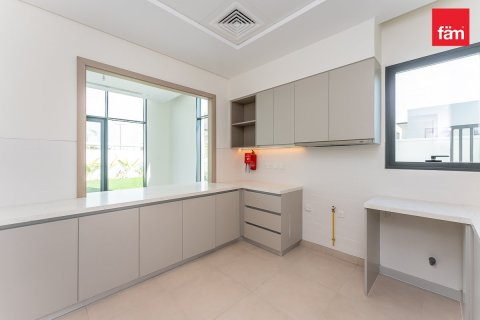Townhouse in Al Furjan, Dubai 4 bedrooms, 353.6 sq.m. № 12079 - photo 15