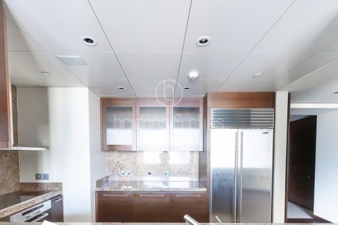 Apartment in Downtown Dubai (Downtown Burj Dubai), Dubai 2 bedrooms, 159 sq.m. № 84454 - photo 6