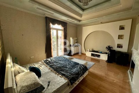 Villa en The Villa, Dubai, 4 dormitorios, 561 m², № 22202 - foto 4