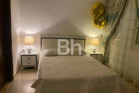 Снять в аренду виллу в Джумейра Вилладж Серкл, Дубай: 4 спальни, 142м², № 22203 - фото 14
