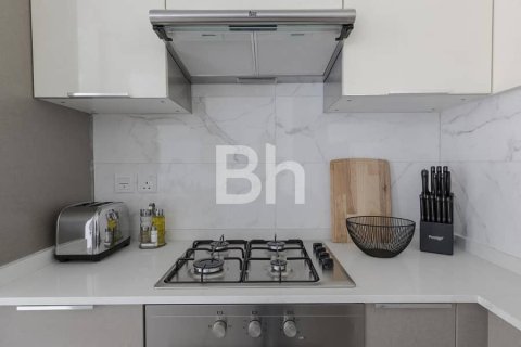 Снять в аренду квартиру в Джумейра Вилладж Серкл, Дубай: 2 спальни, 102м², № 22198 - фото 8