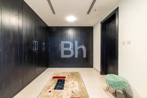 Снять в аренду виллу в Al Furjan, Дубай: 4 спальни, 600м², № 22201 - фото 11