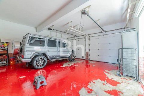 Снять в аренду виллу в Al Furjan, Дубай: 4 спальни, 600м², № 22201 - фото 24