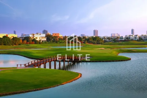 Купить квартиру в Дубае: 4 спальни, 223м², № 69931 - фото 12