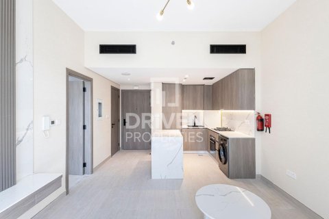 Apartment in LAYA HEIGHTS in Dubai Studio City, Dubai 1 bedroom, 56 sq.m. № 31645 - photo 1