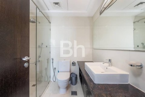 Apartment in Dubai Marina, Dubai 3 bedrooms, 199 sq.m. № 21533 - photo 13
