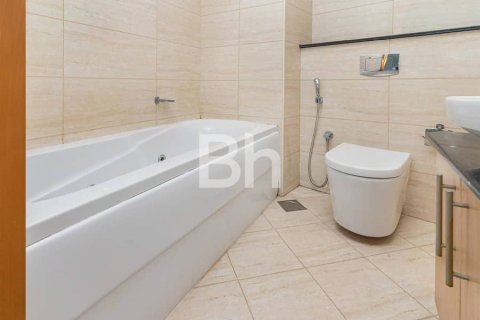 Снять в аренду квартиру в Дубай Марине, Дубай: 3 спальни, 156м², № 21510 - фото 11