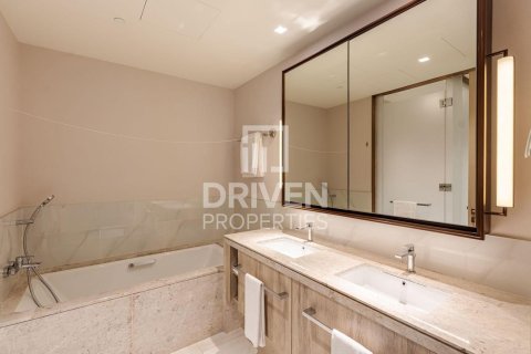 Apartment in Address Harbour Point, Dubai Creek Harbour (The Lagoons), Dubai 2 bedrooms, 104.42 sq.m. № 126561 - photo 15
