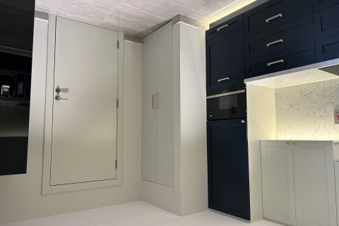 Apartment in Dubai Marina, Dubai 3 bedrooms, 179 sq.m. № 96825 - photo 8