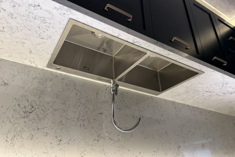 Apartment in Dubai Marina, Dubai 3 bedrooms, 179 sq.m. № 96825 - photo 11