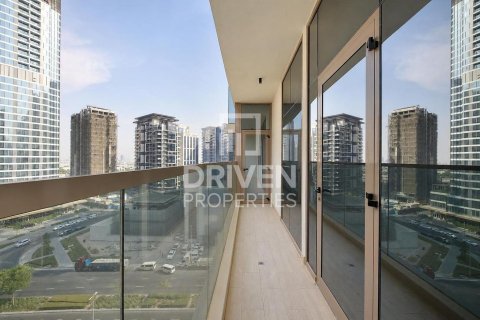 Apartment in Business Bay, Dubai 2 bedrooms, 102.19 sq.m. № 129377 - photo 10
