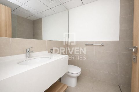 Apartment in Business Bay, Dubai 2 bedrooms, 102.19 sq.m. № 129377 - photo 18