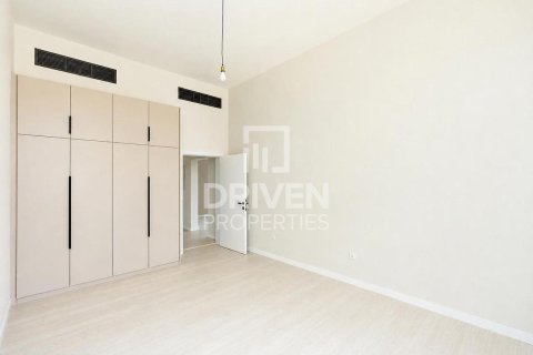 Villa in Jumeirah, Dubai 5 bedrooms, 341.6 sq.m. № 129379 - photo 18
