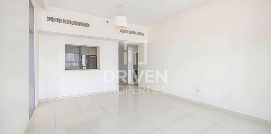 Appartement à BLVD Crescent, Downtown Dubai (Downtown Burj Dubai), Dubai, 2 chambres, 131.09 m², № 129387