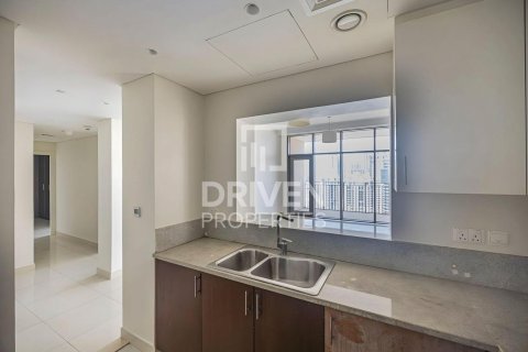 Appartement à BLVD Crescent, Downtown Dubai (Downtown Burj Dubai), Dubai, 2 chambres, 131.09 m², № 129387 - photo 6
