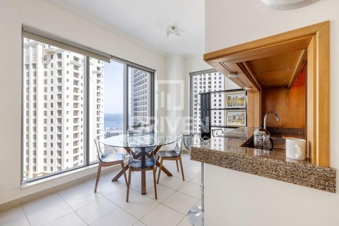 Apartment in Dubai Marina, Dubai 1 bedroom, 83 sq.m. № 20290 - photo 2