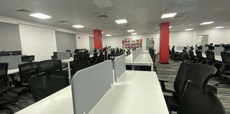 Bureau à Dubai Investment Park, Dubai, 494.5 m², № 50235