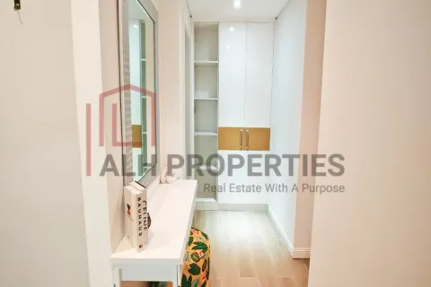 Apartment in Business Bay, Dubai 2 bedrooms, 129 sq.m. № 92836 - photo 6