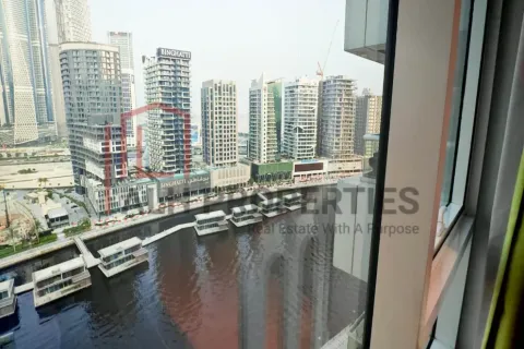Apartment in Business Bay, Dubai 2 bedrooms, 129 sq.m. № 92836 - photo 25