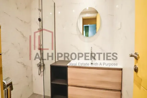 Apartment in Business Bay, Dubai 2 bedrooms, 129 sq.m. № 92836 - photo 19