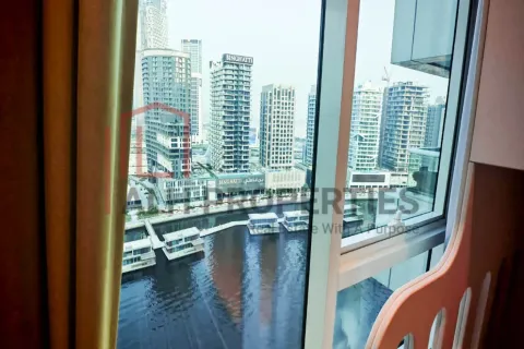 Apartment in Business Bay, Dubai 2 bedrooms, 129 sq.m. № 92836 - photo 24