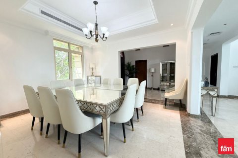 Villa in Jumeirah Islands, Dubai 4 bedrooms, 989.1 sq.m. № 40943 - photo 4