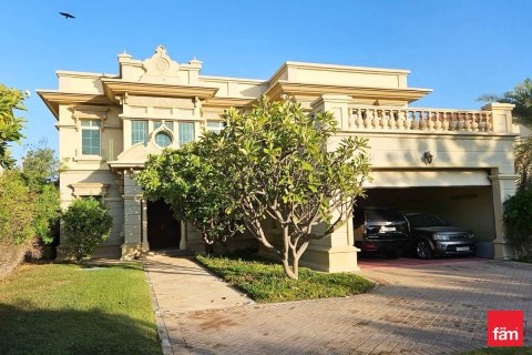 Villa in Jumeirah Islands, Dubai 4 bedrooms, 989.1 sq.m. № 40943 - photo 1