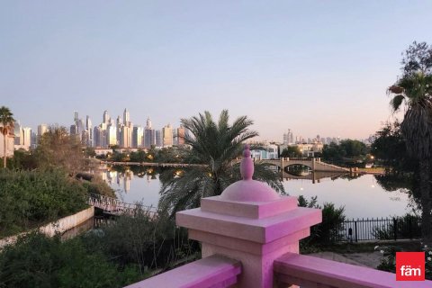 Villa in Jumeirah Islands, Dubai 4 bedrooms, 989.1 sq.m. № 40943 - photo 25