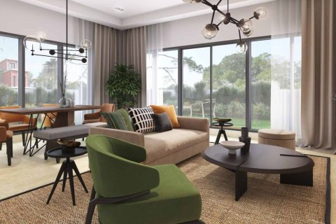 Купить земельный участок в Дубае: 192.7м², № 40955 - фото 1