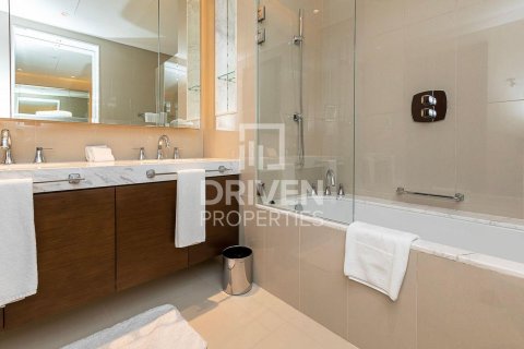 Apartment in The Address Residence Fountain Views, Downtown Dubai (Downtown Burj Dubai), Dubai 1 bedroom, 79.15 sq.m. № 128558 - photo 10