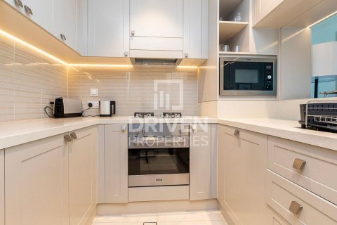 Apartment in The Address Residence Fountain Views, Downtown Dubai (Downtown Burj Dubai), Dubai 1 bedroom, 79.15 sq.m. № 128558 - photo 6