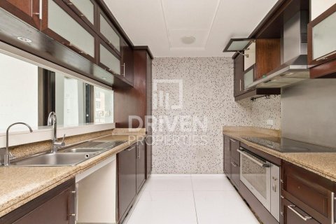 Apartamento en The Residences, Downtown Dubai (Downtown Burj Dubai), Dubai, 3 dormitorios, 170.76 m², № 128563 - foto 8
