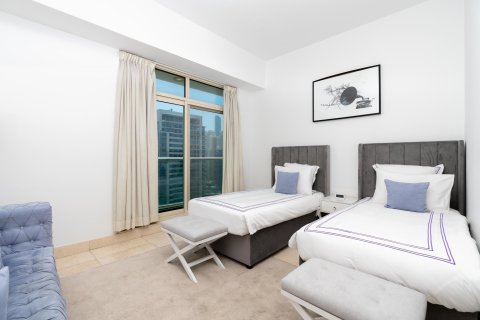 Apartment in Marina Mansions, Dubai Marina, Dubai 3 bedrooms, 265.43 sq.m. № 142158 - photo 17