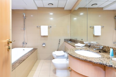 Apartment in Marina Mansions, Dubai Marina, Dubai 3 bedrooms, 265.43 sq.m. № 142158 - photo 25