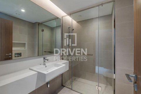Apartment in Al Wasl, Dubai 2 bedrooms, 132.2 sq.m. № 138575 - photo 17
