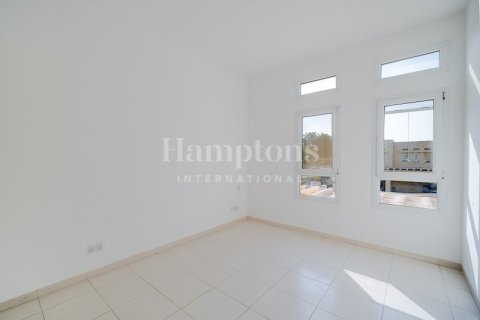 Снять в аренду таунхаус в The Lakes, Дубай: 3 спальни, 211.63303400м², № 12780 - фото 8
