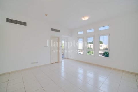 Снять в аренду таунхаус в The Lakes, Дубай: 3 спальни, 211.63303400м², № 12780 - фото 10