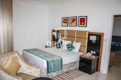 Apartment in Capital Bay, Business Bay, Dubai 1 bedroom, 90 sq.m. № 18935 - photo 13