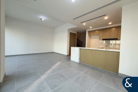 Adosado en Villanova, Dubai Land, Dubai, 4 dormitorios, 216 m², № 98618 - foto 3