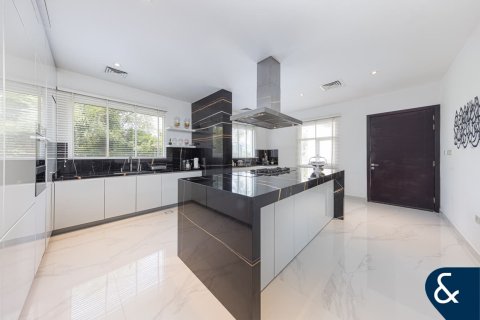 Villa à Jumeirah Golf Estates, Dubai, 7 chambres, 881 m², № 98629 - photo 11