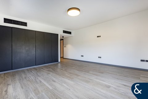 فيلا في فيلات, دبي 5 غرف نوم , 530 م² رقم 98630 - صورة 15