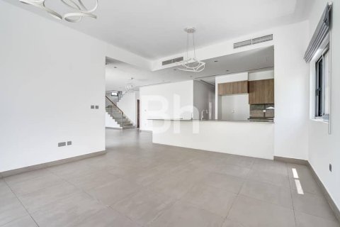 Снять в аренду виллу в Дубай Хилс Эстейт, Дубай: 5 спален, 372м², № 24967 - фото 20