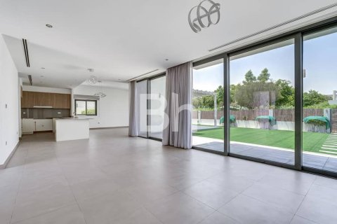 Снять в аренду виллу в Дубай Хилс Эстейт, Дубай: 5 спален, 372м², № 24967 - фото 22