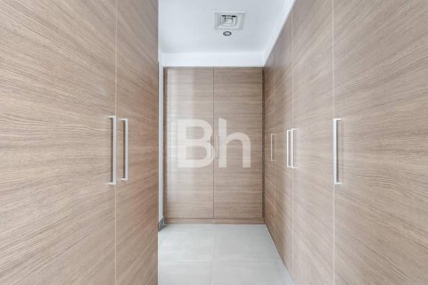 Снять в аренду виллу в Дубай Хилс Эстейт, Дубай: 5 спален, 372м², № 24967 - фото 8